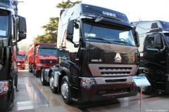 中國重汽 HOWO A7系重卡 340馬力 6X2 牽引車(chē)(駕駛室A7-P)(ZZ4257N25C7N1M)