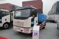 解放 J6L 160馬力 4X2 廂式可卸式垃圾車(chē)(CA1160P62K1L4E)