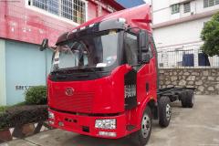解放 J6L中卡 220馬力 6X2 倉柵載貨車(chē)(CA5250CCYP62K1L5T3E)