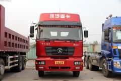 陜汽 德龍F2000重卡 336馬力 4X2 牽引車(chē)(高頂駕駛室)(SX4185NP351)