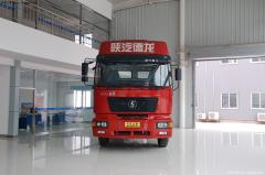 陜汽 德龍F2000重卡 336馬力 4X2 牽引車(chē)(加寬加長(cháng)平頂)(SX4184JR351)