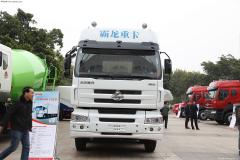 東風(fēng)柳汽 霸龍M5重卡 315馬力 8X4 廂式載貨車(chē)(LZ5240XXYM5FA)