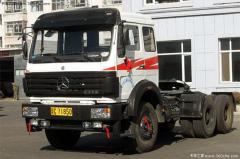 北奔重卡 370馬力 6X4 牽引車(chē)(ND4257B34J)