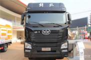 2016北京車(chē)展 青島解放JH6 6*4 460馬力